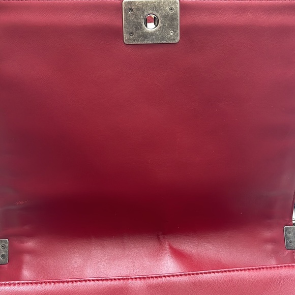 Chanel Lambskin Quilted Large Boy Bag flap, Black with Red piping - Picture 5 of 15